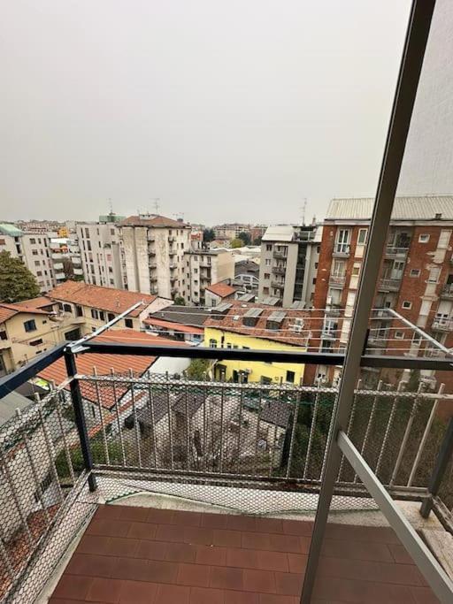 Апартаменти Bam House - Milano Romolo Екстер'єр фото